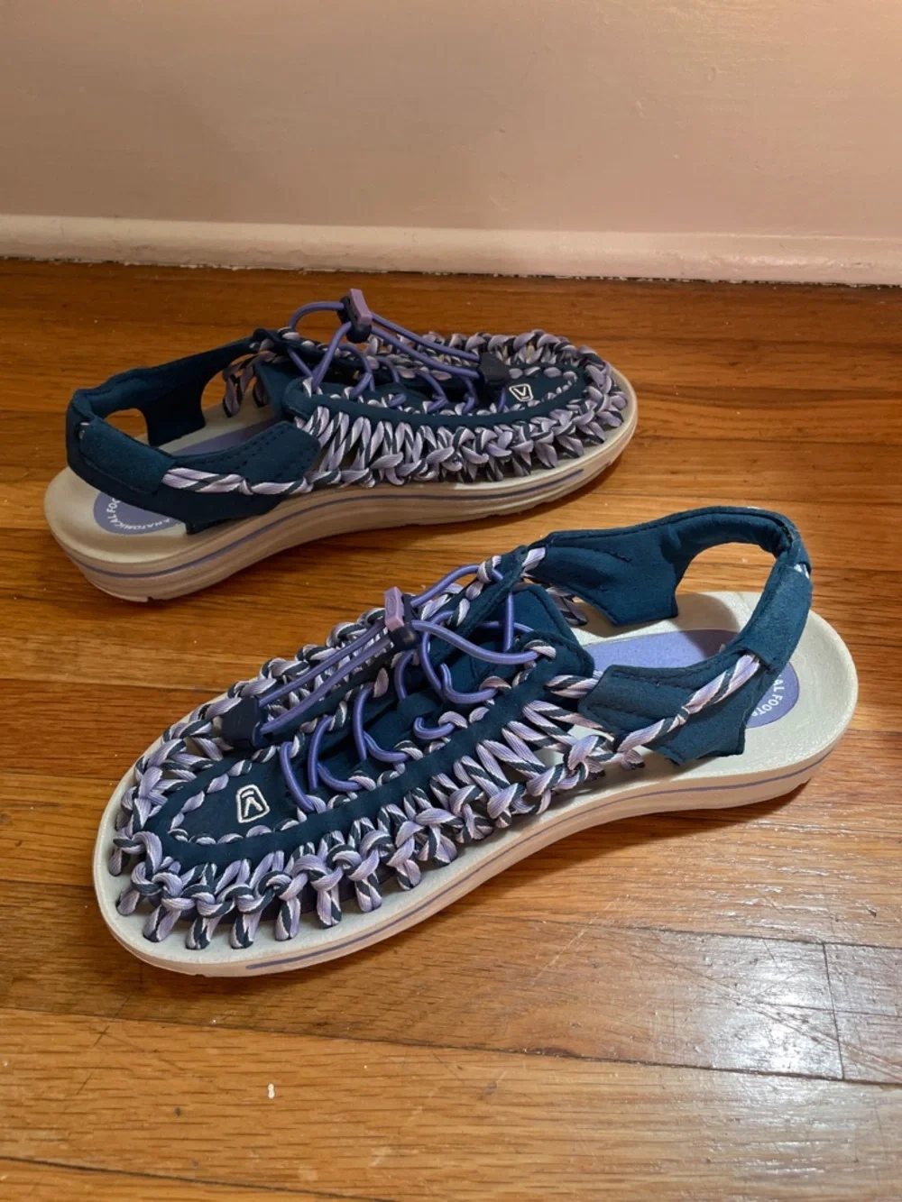 Keen Uneek Sport Sandals Womens US 6.5 Lavender Two Cord Comfort - Picture 3 of 9